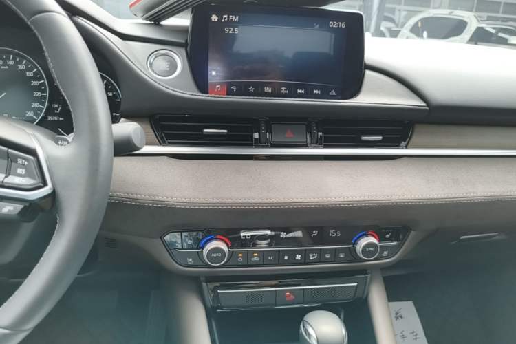 Used Mazda Atenza 2021 2.5L Blue Sky Prestige Edition Audio And AC Panel