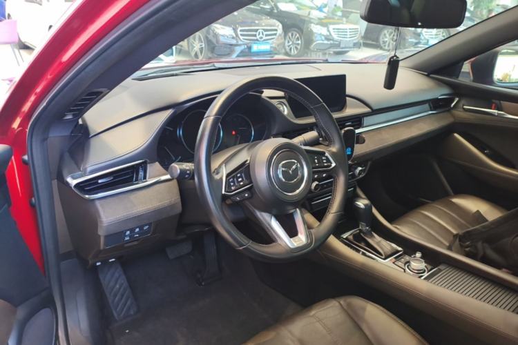 Used Mazda Atenza 2021 2.5L Blue Sky Prestige Edition Center Console