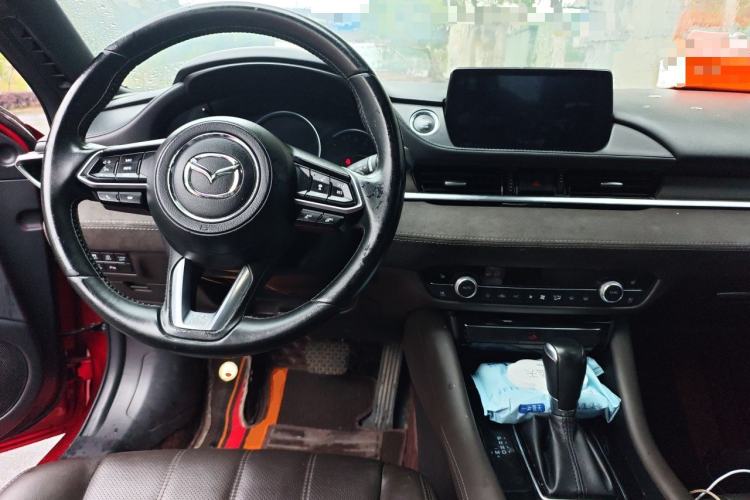 Used Mazda Atenza 2021 2.5L Blue Sky Prestige Edition Center Console