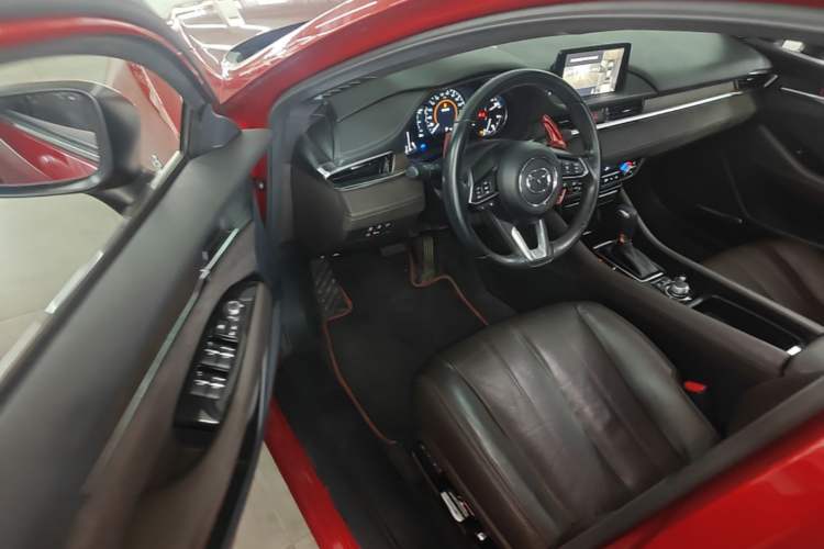 Used Mazda Atenza 2021 2.5L Blue Sky Prestige Edition Driver Seat