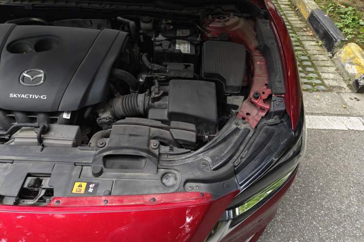 Used Mazda Atenza 2021 2.0L Blue Sky Luxury Edition Engine Bay Left