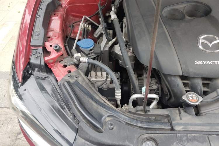 Used Mazda Atenza 2021 2.0L Blue Sky Luxury Edition Engine Bay Right