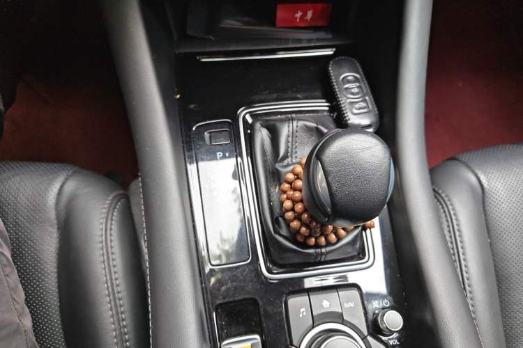 Used Mazda Atenza 2021 2.0L Blue Sky Luxury Edition Gear Lever