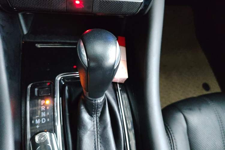 Used Mazda Atenza 2021 2.5L Sky Blue Sport Edition Gear Lever