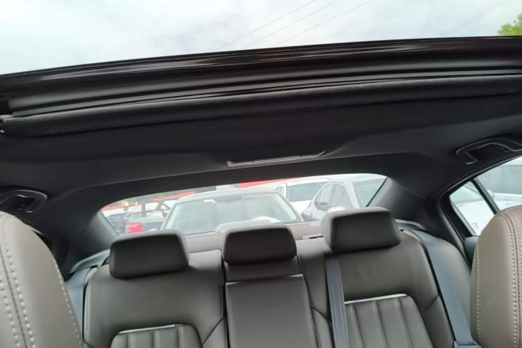 Used Mazda Atenza 2021 2.5L Blue Sky Prestige Edition Headliner
