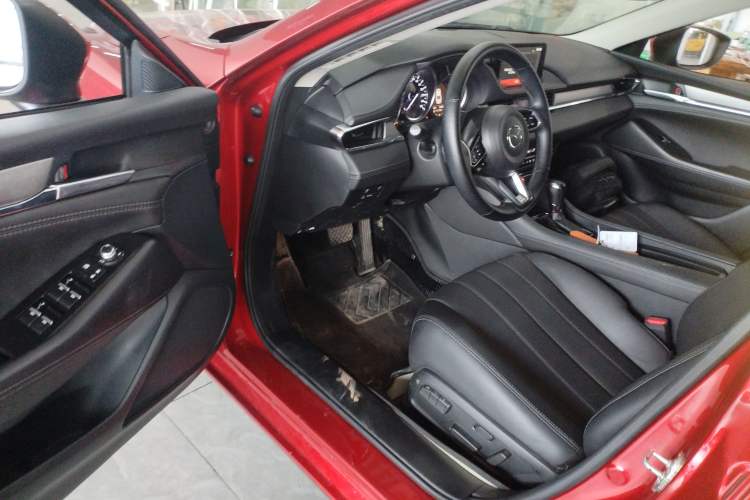 Used Mazda Atenza 2021 2.5L Sky Blue Sport Edition Interior 3