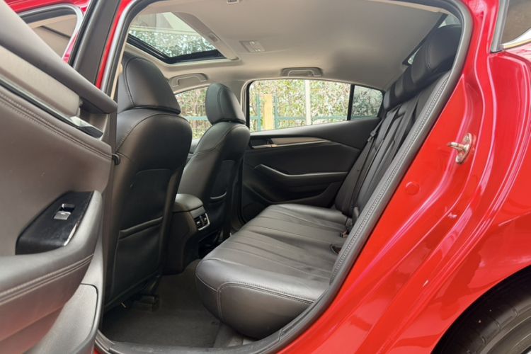 Used Mazda Atenza 2021 2.5L Sky Blue Sport Edition Interior 3