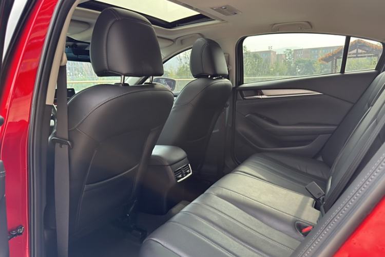 Used Mazda Atenza 2021 2.5L Sky Blue Sport Edition Interior 6
