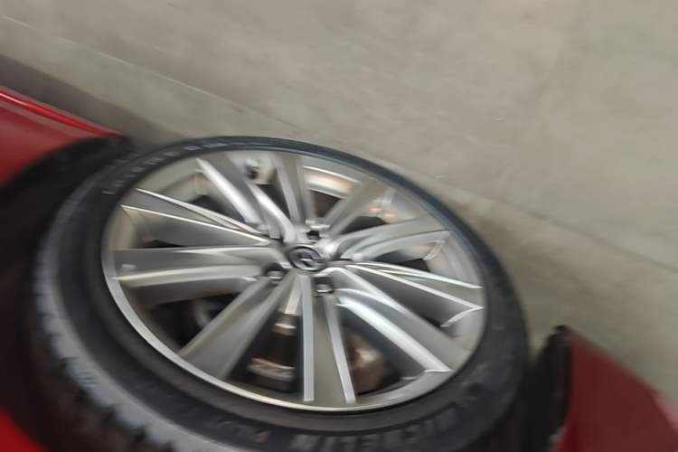 Used Mazda Atenza 2021 2.5L Blue Sky Prestige Edition Left Front Wheel Hub