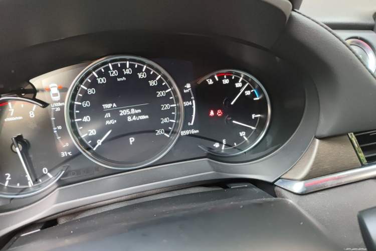 Used Mazda Atenza 2021 2.5L Blue Sky Prestige Edition Odometer Close Up