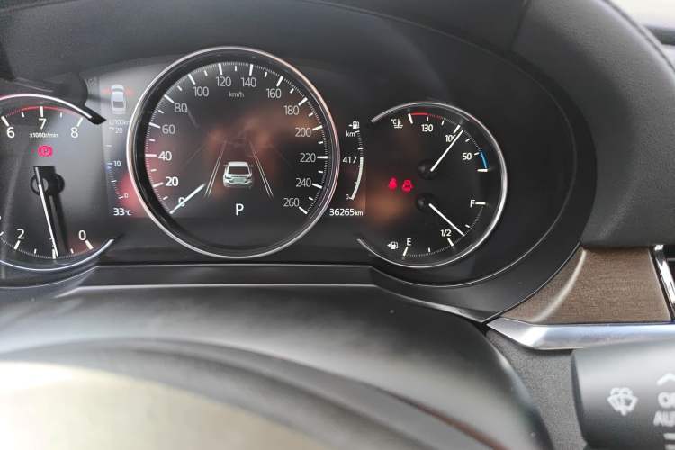 Used Mazda Atenza 2021 2.5L Blue Sky Prestige Edition Odometer Close Up