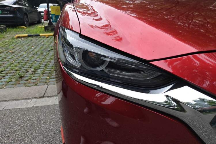 Used Mazda Atenza 2021 2.0L Blue Sky Luxury Edition Right Front Headlight