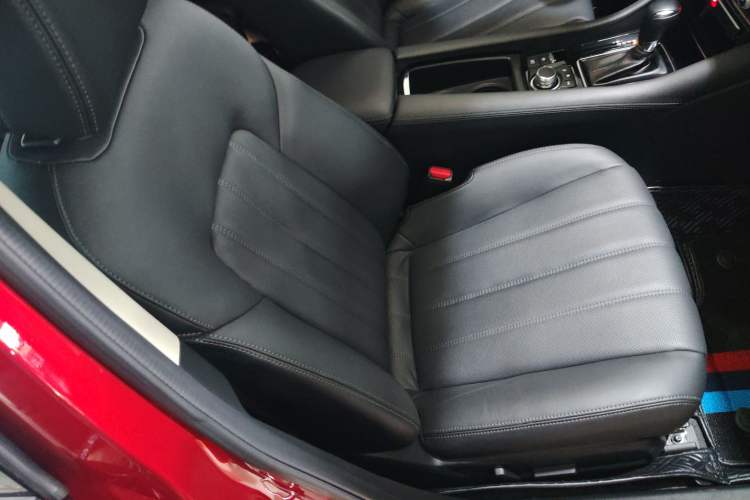 Used Mazda Atenza 2021 2.5L Sky Blue Sport Edition Right Front Seat