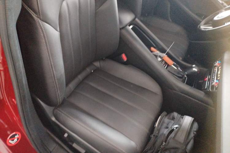 Used Mazda Atenza 2021 2.5L Sky Blue Sport Edition Right Front Seat