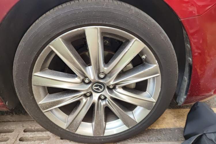 Used Mazda Atenza 2021 2.5L Blue Sky Prestige Edition Right Front Wheel Hub