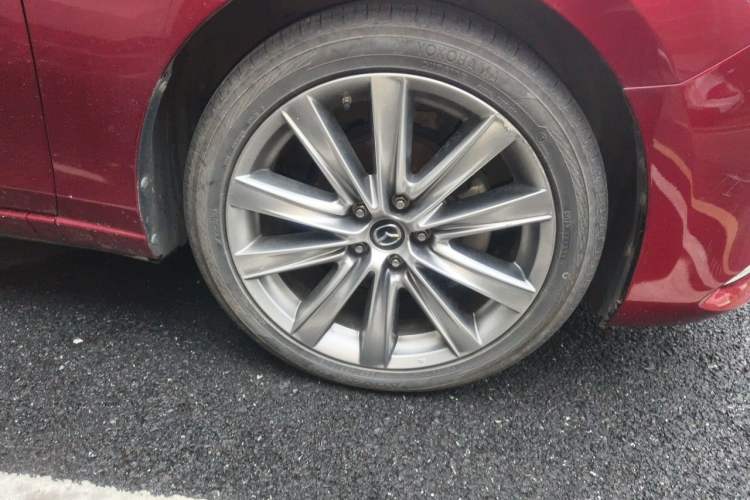Used Mazda Atenza 2021 2.5L Sky Blue Sport Edition Right Front Wheel Hub