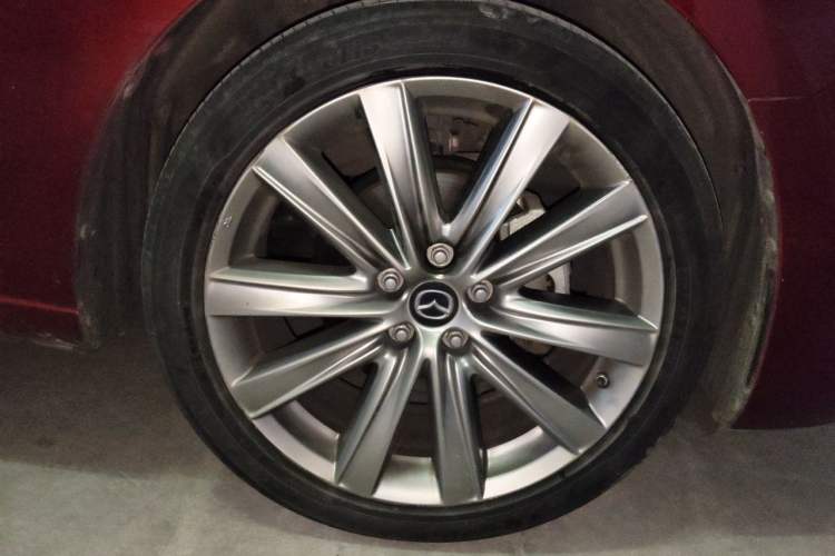 Used Mazda Atenza 2021 2.5L Blue Sky Prestige Edition Right Front Wheel Hub