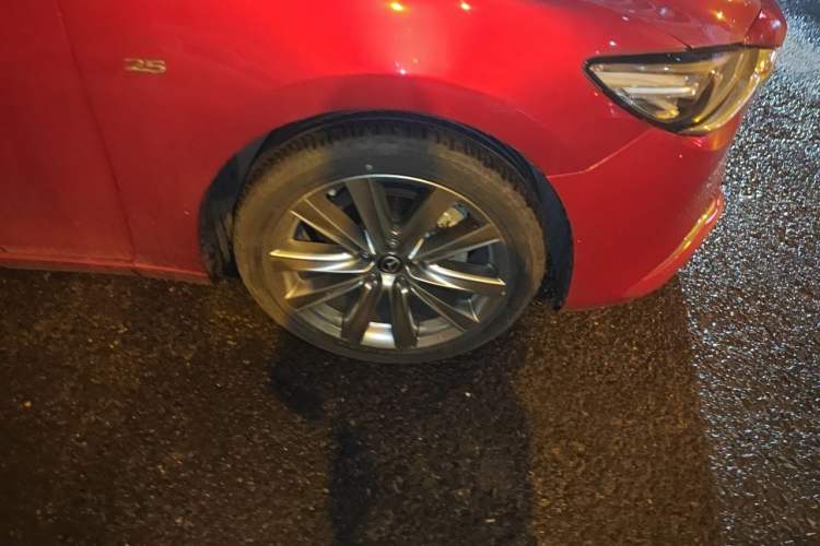 Used Mazda Atenza 2021 2.5L Sky Blue Sport Edition Right Front Wheel Hub
