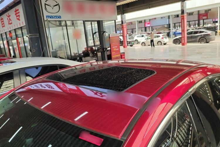 Used Mazda Atenza 2021 2.0L Blue Sky Luxury Edition Roof