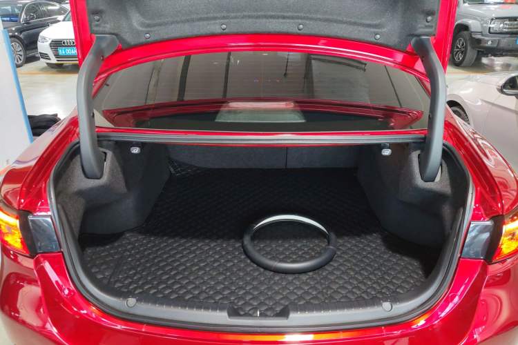 Used Mazda Atenza 2021 2.5L Sky Blue Sport Edition Trunk