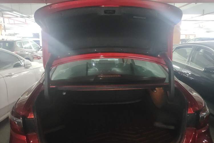 Used Mazda Atenza 2021 2.5L Sky Blue Sport Edition Trunk
