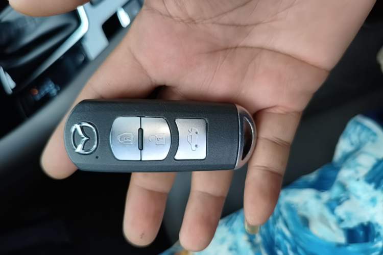Used Mazda Atenza 2021 2.5L Blue Sky Prestige Edition Vehicle Key