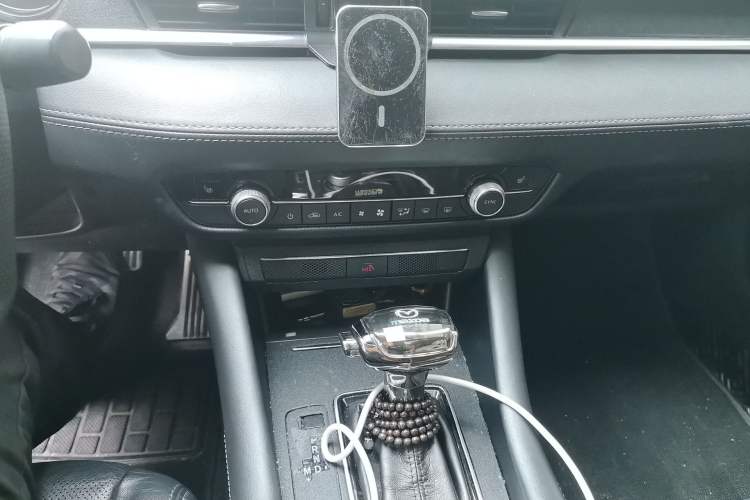 Used Mazda Atenza 2021 2.5L Sky Blue Sport Edition Audio And AC Panel