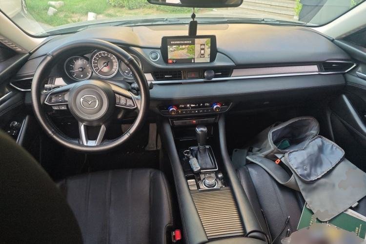 Used Mazda Atenza 2021 2.5L Sky Blue Sport Edition Center Console