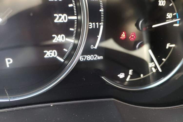 Used Mazda Atenza 2021 2.5L Blue Sky Prestige Edition Odometer Close Up