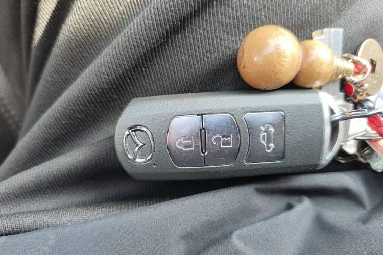 Used Mazda Atenza 2021 2.5L Blue Sky Prestige Edition Vehicle Key