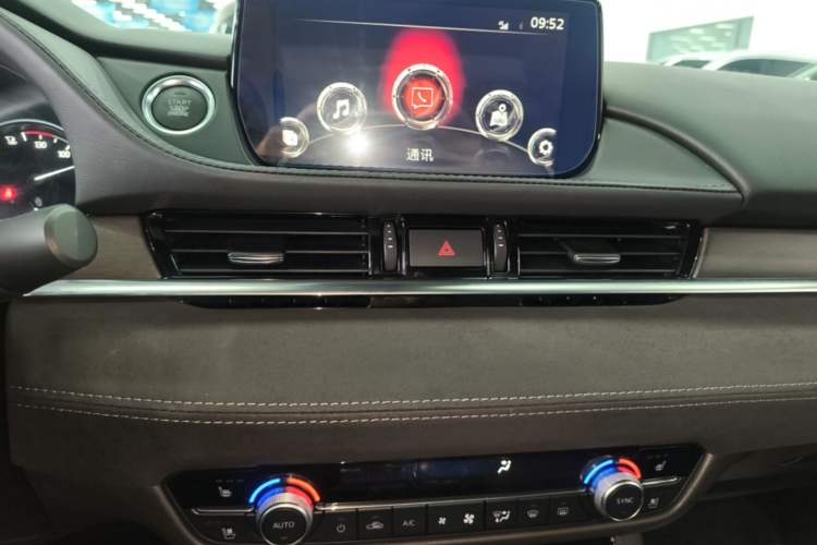 Used Mazda Atenza 2021 2.5L Blue Sky Prestige Edition Audio And AC Panel