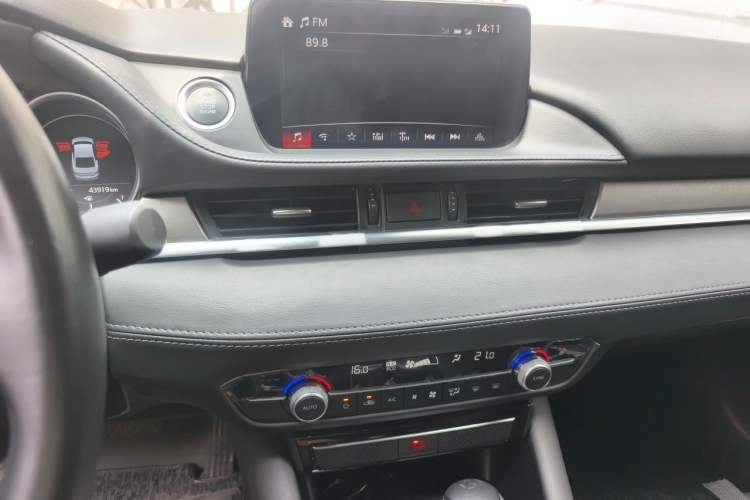 Used Mazda Atenza 2021 2.5L Sky Blue Sport Edition Audio And AC Panel