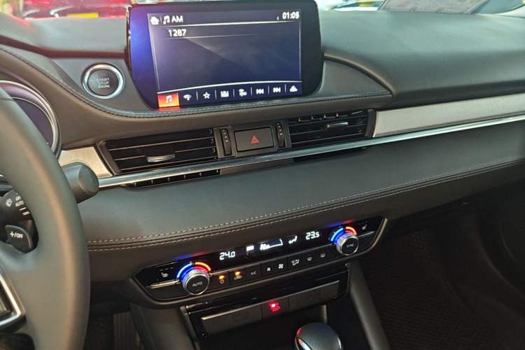 Used Mazda Atenza 2021 2.5L Sky Blue Sport Edition Audio And AC Panel