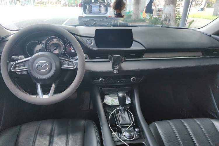 Used Mazda Atenza 2021 2.5L Sky Blue Sport Edition Center Console