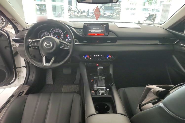 Used Mazda Atenza 2021 2.5L Sky Blue Sport Edition Center Console