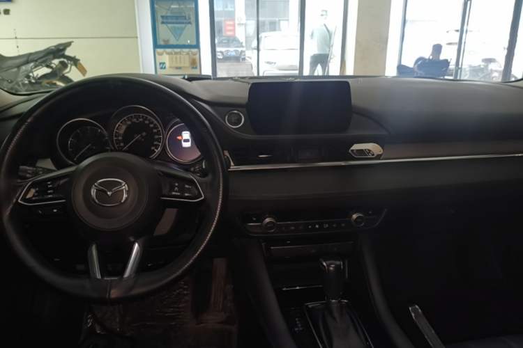 Used Mazda Atenza 2021 2.5L Sky Blue Sport Edition Center Console