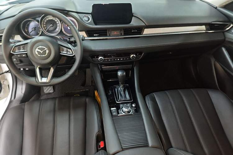 Used Mazda Atenza 2021 2.5L Sky Blue Sport Edition Center Console
