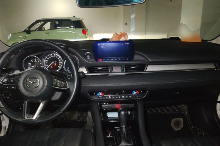 Used Mazda Atenza 2021 2.5L Sky Blue Sport Edition Center Console