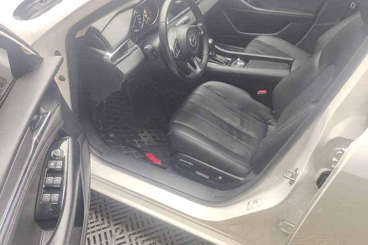 Used Mazda Atenza 2021 2.0L Blue Sky Luxury Edition Driver Seat