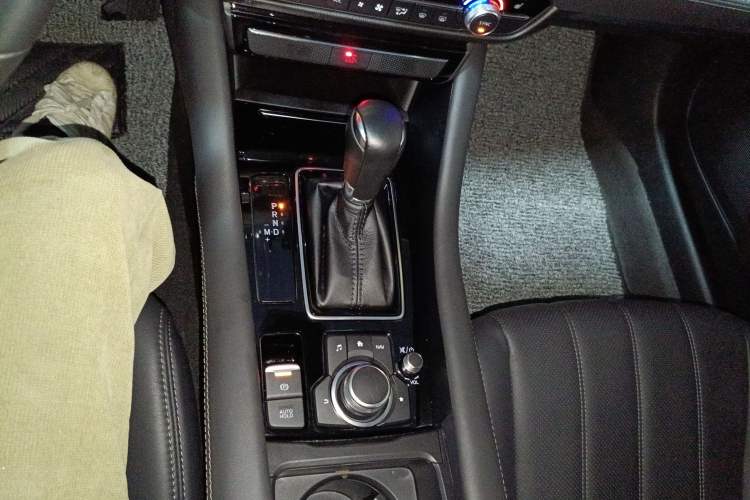 Used Mazda Atenza 2021 2.5L Sky Blue Sport Edition Gear Lever