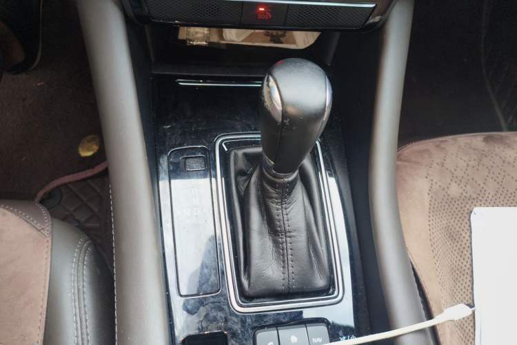 Used Mazda Atenza 2021 2.5L Blue Sky Prestige Edition Gear Lever