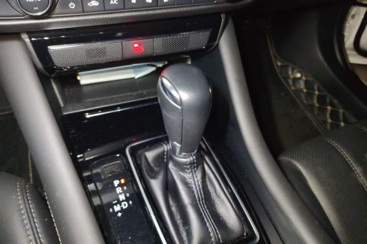 Used Mazda Atenza 2021 2.5L Sky Blue Sport Edition Gear Lever