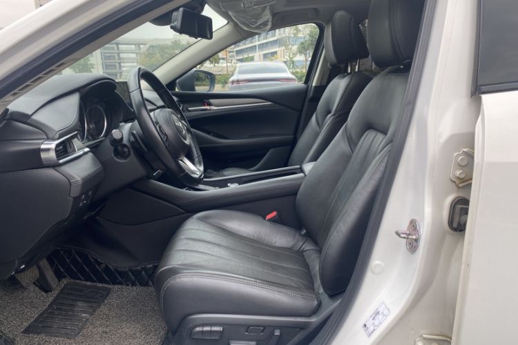 Used Mazda Atenza 2021 2.5L Sky Blue Sport Edition Interior 11