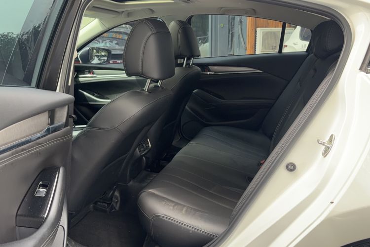 Used Mazda Atenza 2021 2.5L Sky Blue Sport Edition Interior 2