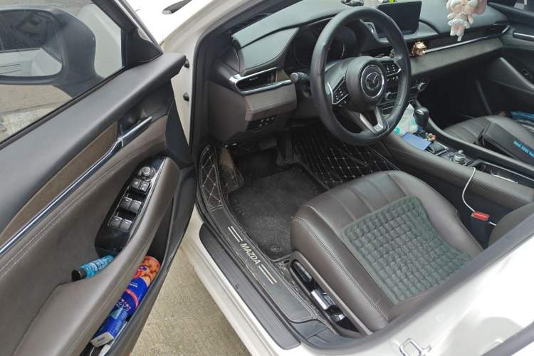 Used Mazda Atenza 2021 2.5L Blue Sky Prestige Edition Interior 3