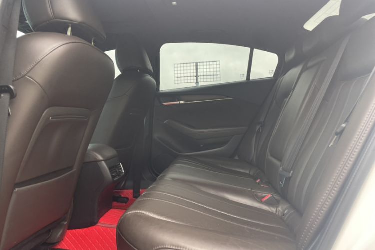 Used Mazda Atenza 2021 2.5L Blue Sky Prestige Edition Interior 4