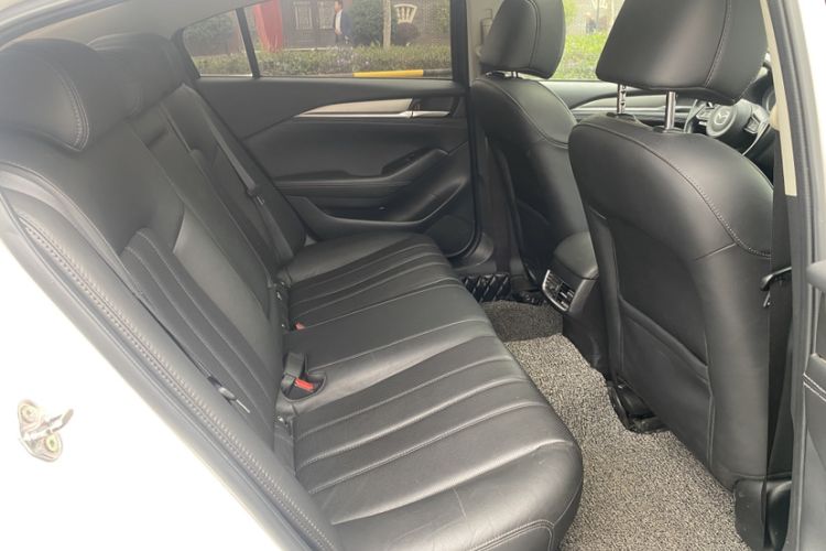 Used Mazda Atenza 2021 2.5L Sky Blue Sport Edition Interior 6