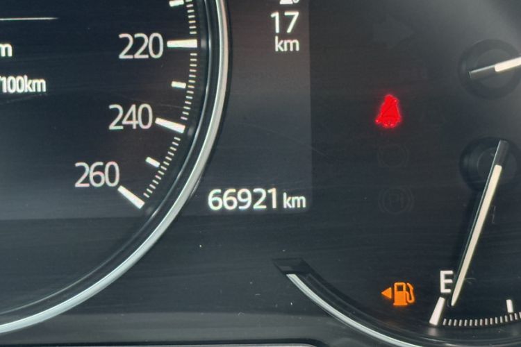Used Mazda Atenza 2021 2.5L Blue Sky Prestige Edition Interior 6