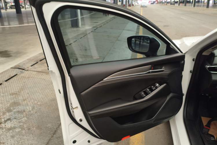 Used Mazda Atenza 2021 2.5L Sky Blue Sport Edition Left Front Door Interior
