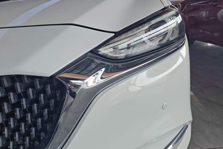 Used Mazda Atenza 2021 2.5L Sky Blue Sport Edition Left Front Headlight